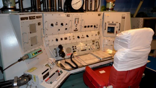 주식 거래 정지 후 거래 재개 시초가, 점하한가 풀릴 때 매수 전략은? 163