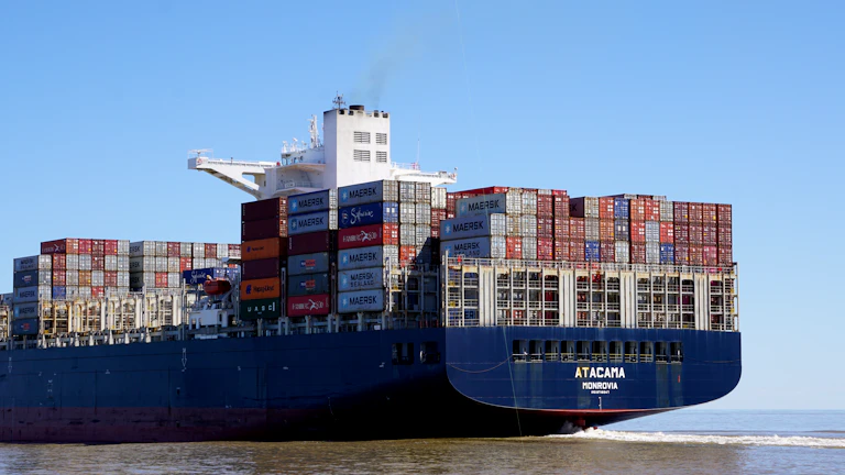 receipts - 배송 대행지 결제 내역과 영수증 뭉치