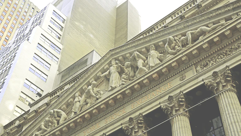 다양한 금융 자산을 나타내는 이미지