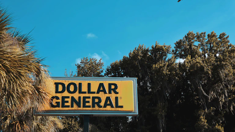 도둑맞은집중력 달러 강세 속 미국 국채 투자로 환차익 이자 잡기 26 달러 강세 속에서 투자 전략을 고민하는 사람