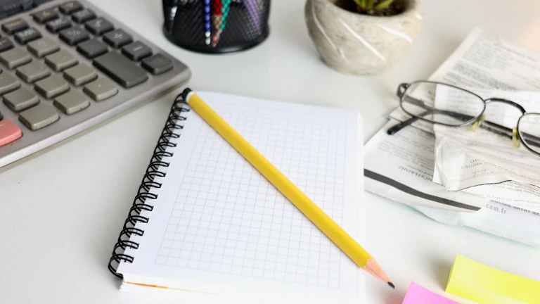 세금 계산기와 연금 수령액을 분석하여 건보료를 계산하는 화면