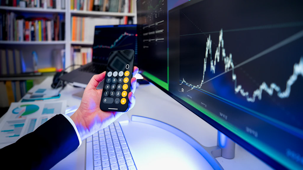 금융 데이터 분석 도구 이미지