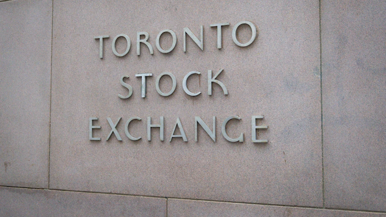 해외 주식 투자 수익률 그래프와 환율 변동 차트